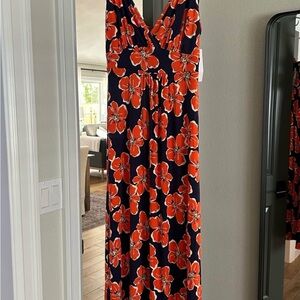 Loveappella Darlene Sleeveless Navy Maxi Dress NWT. Size MP (Fits like SP)